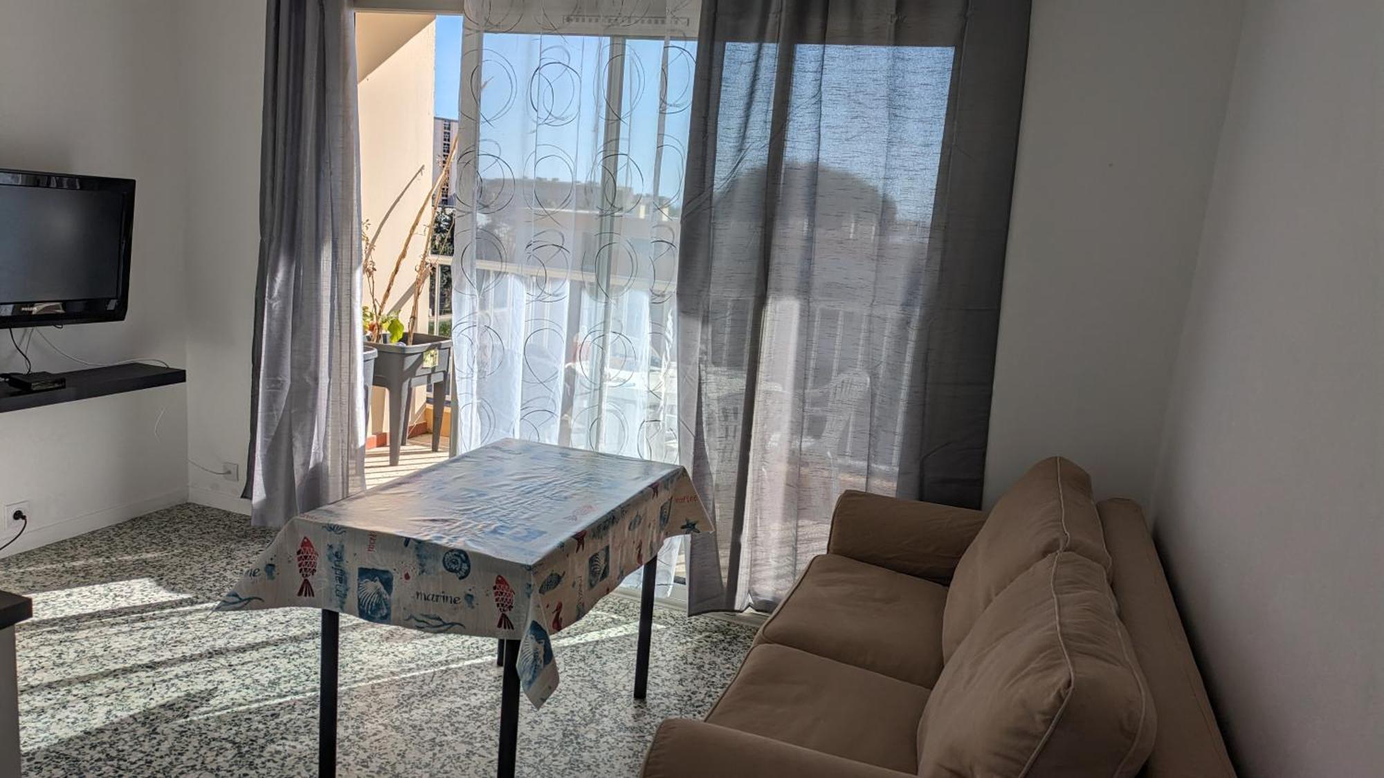 Studio Avec Coin Nuit, 100 M De La Mer Le Lavandou Exterior foto